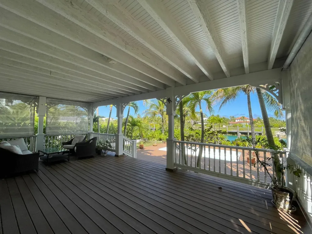 14 Canal Beach Drive New Providence Paradise Island BS