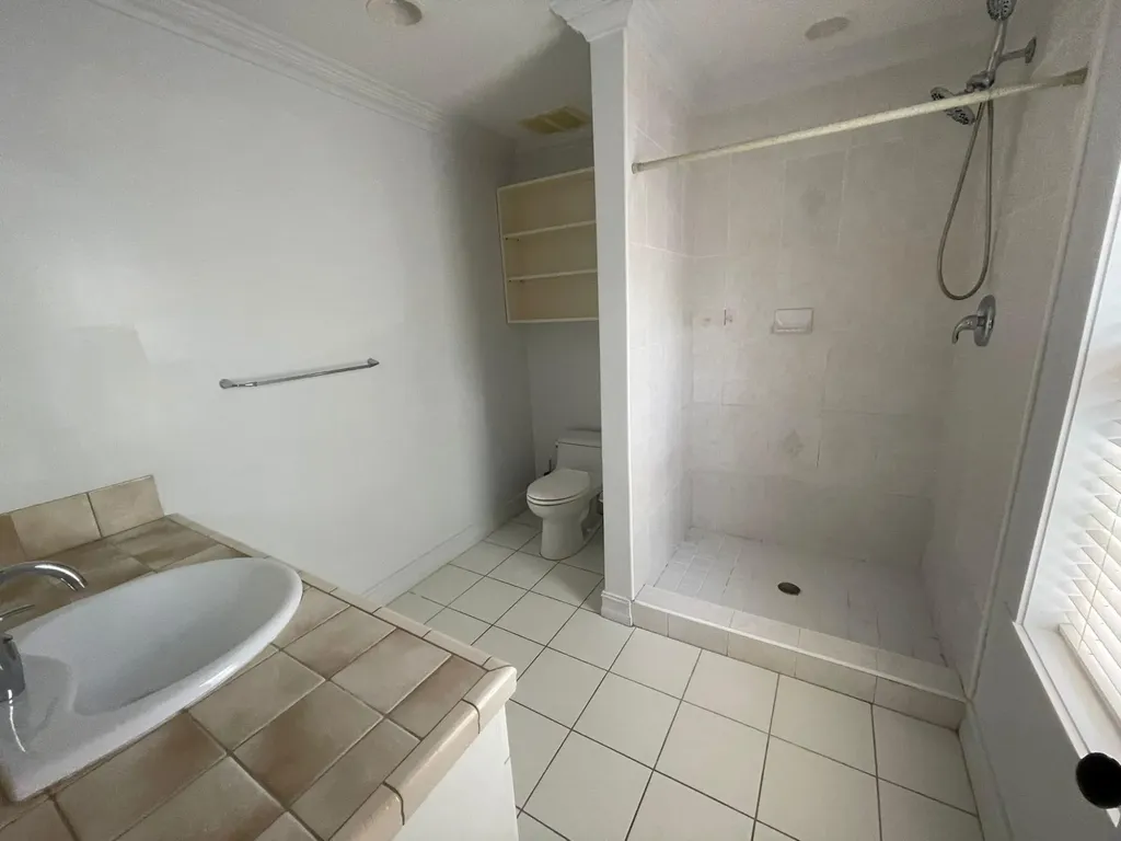 14 Canal Beach Drive New Providence Paradise Island BS