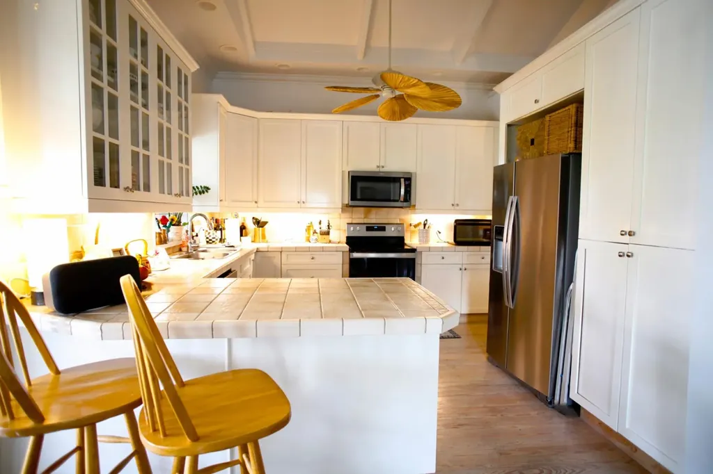 14 Canal Beach Drive New Providence Paradise Island BS