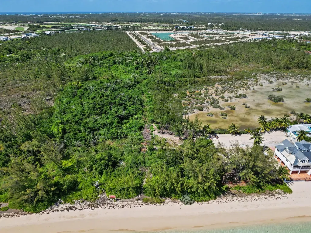 Lot 77, Windsor Lakes New Providence Paradise Island BS