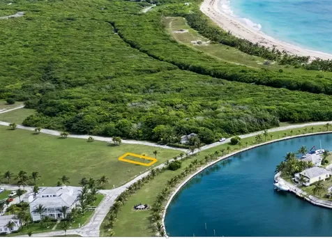 15 Bay Street Schooner Bay Abaco BS