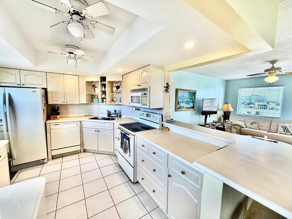 Harbour House Towers Grand Bahama Freeport BS