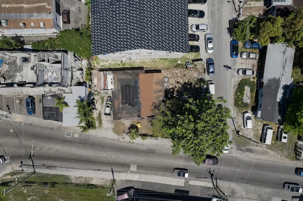 Malcolm Road And Cowman Lane New Providence Paradise Island BS