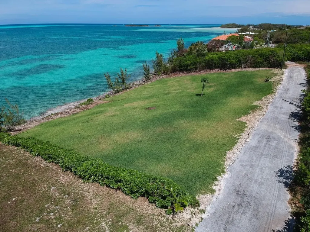 Off Vivian Pinder Road Eleuthera BS
