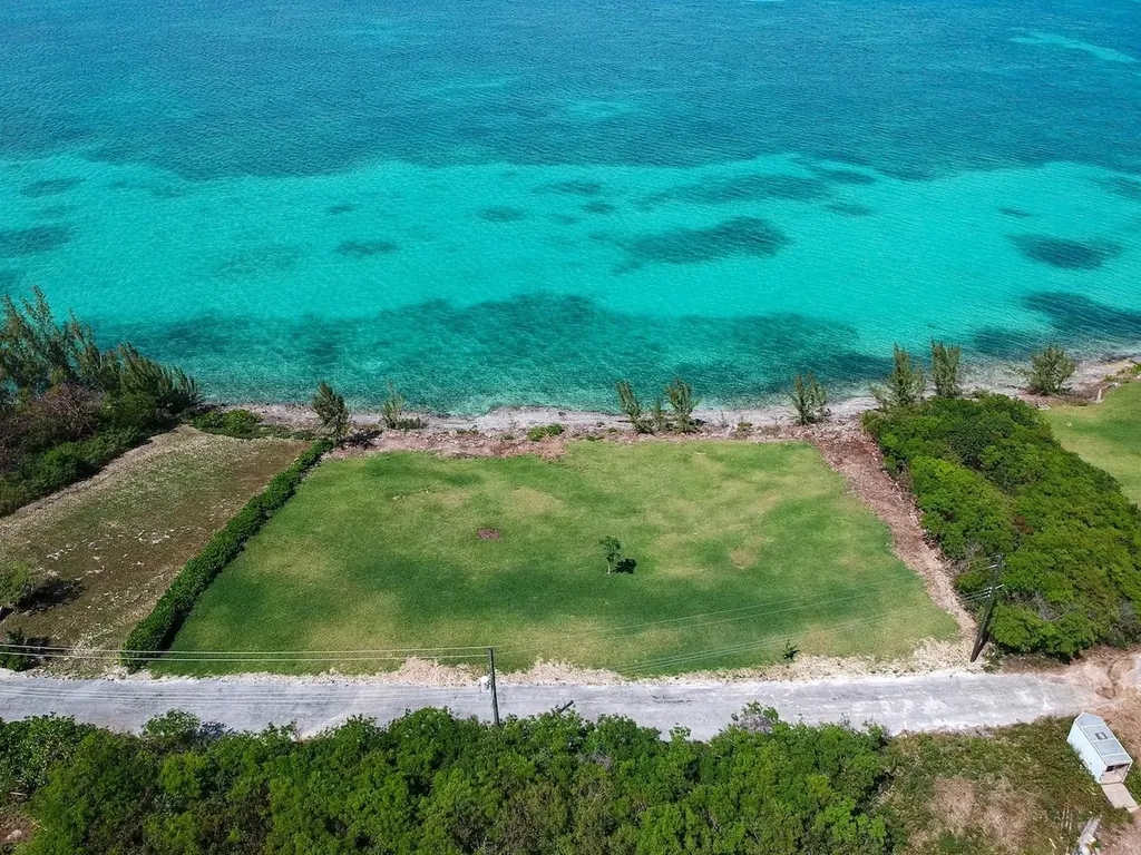 Off Vivian Pinder Road Eleuthera BS