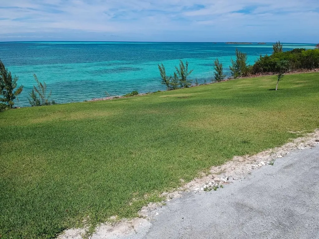 Off Vivian Pinder Road Eleuthera BS
