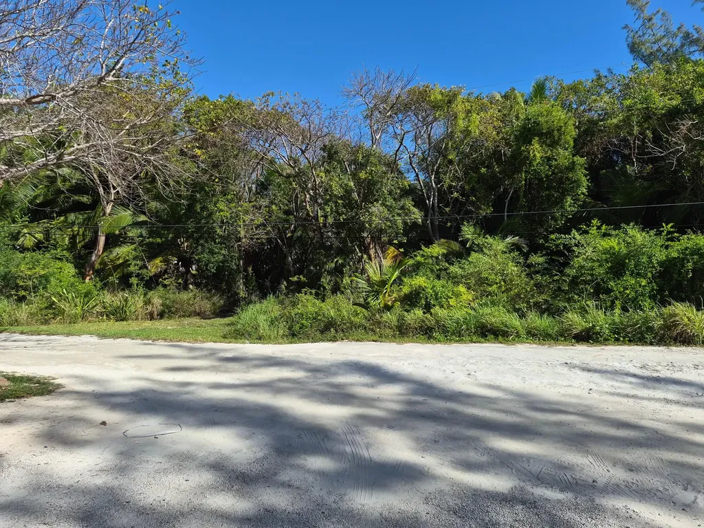 Banks Road Eleuthera BS