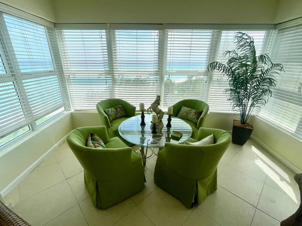 Riviera Towers Grand Bahama Freeport BS