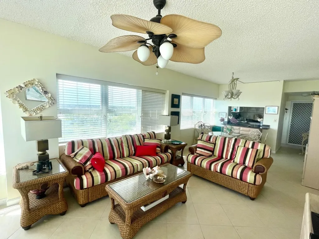 Riviera Towers Grand Bahama Freeport BS