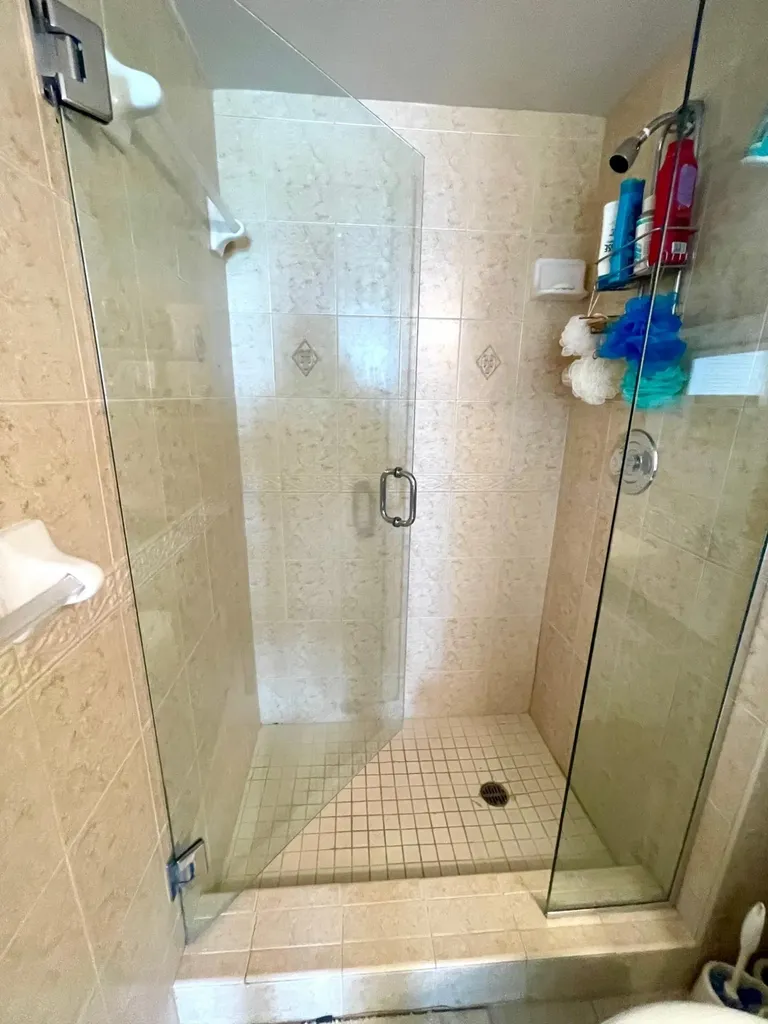 Riviera Towers Grand Bahama Freeport BS