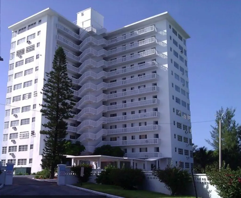 Riviera Towers Grand Bahama Freeport BS