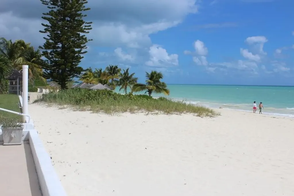 Riviera Towers Grand Bahama Freeport BS