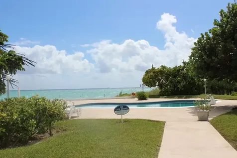 Riviera Towers Grand Bahama Freeport BS