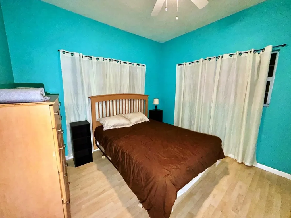 Lincoln Park Home Grand Bahama Freeport BS