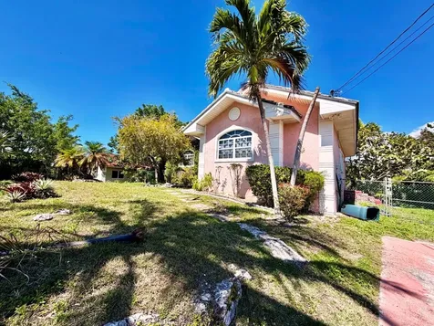 Lincoln Park Home Grand Bahama Freeport BS