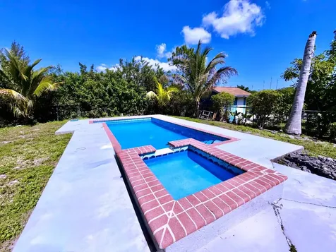 Lincoln Park Home Grand Bahama Freeport BS