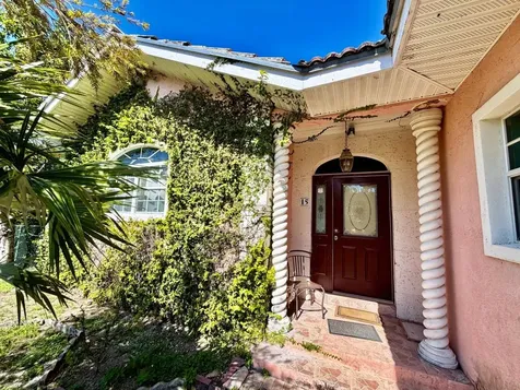 Lincoln Park Home Grand Bahama Freeport BS