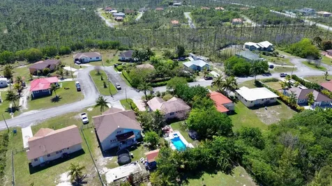 Lincoln Park Home Grand Bahama Freeport BS