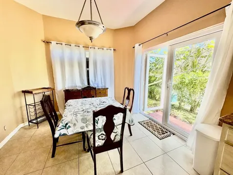 Lincoln Park Home Grand Bahama Freeport BS