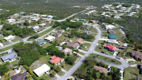 Lincoln Park Home Grand Bahama Freeport BS