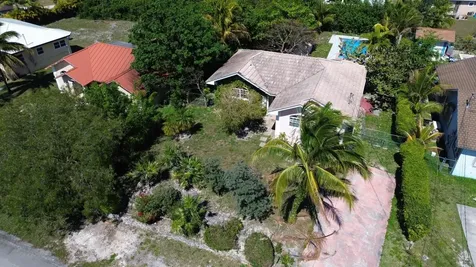 Lincoln Park Home Grand Bahama Freeport BS