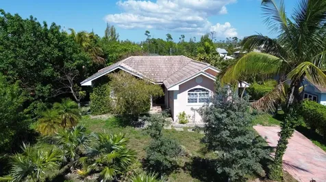 Lincoln Park Home Grand Bahama Freeport BS