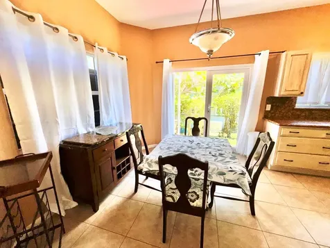 Lincoln Park Home Grand Bahama Freeport BS