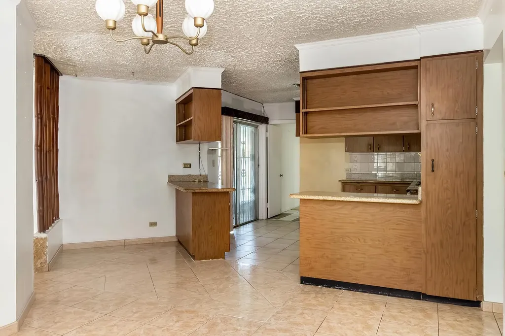 #5 Integrity Road New Providence Paradise Island BS
