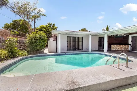 #5 Integrity Road New Providence Paradise Island BS