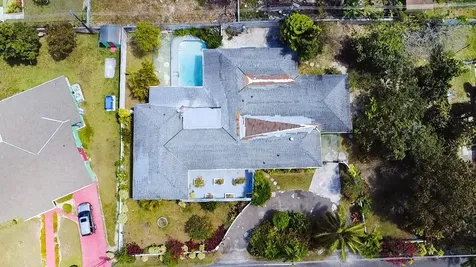 #5 Integrity Road New Providence Paradise Island BS