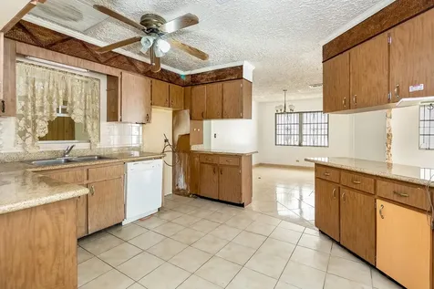 #5 Integrity Road New Providence Paradise Island BS