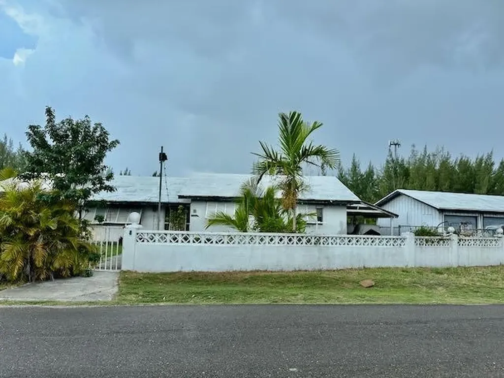 Sea Breeze Estates New Providence Paradise Island BS