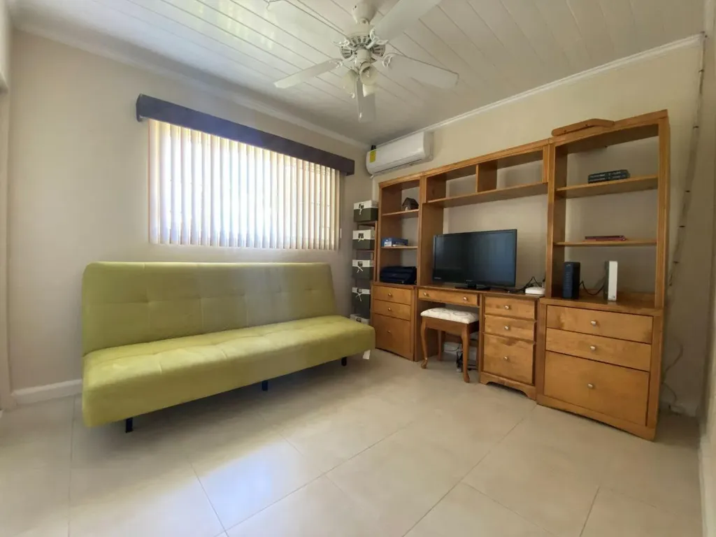 Eastern Road New Providence Paradise Island BS