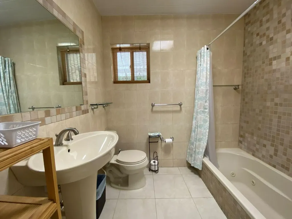 Eastern Road New Providence Paradise Island BS