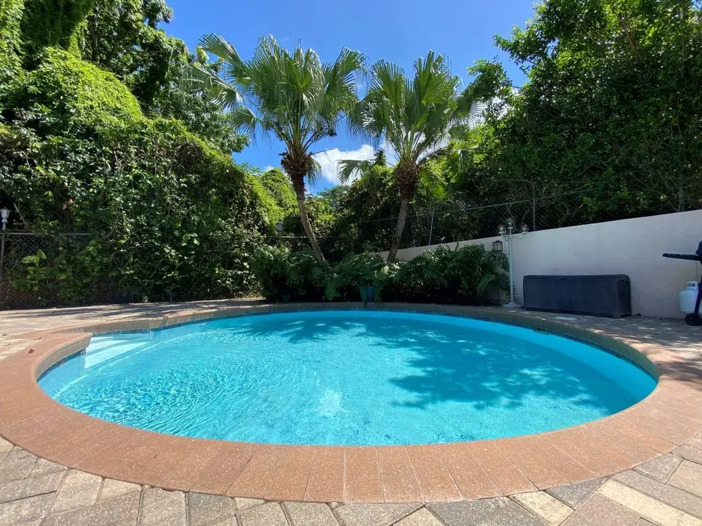 Eastern Road New Providence Paradise Island BS