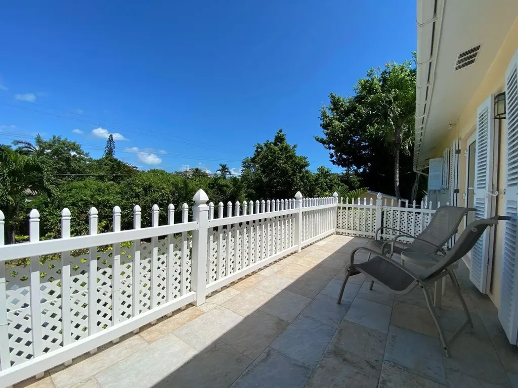 Eastern Road New Providence Paradise Island BS