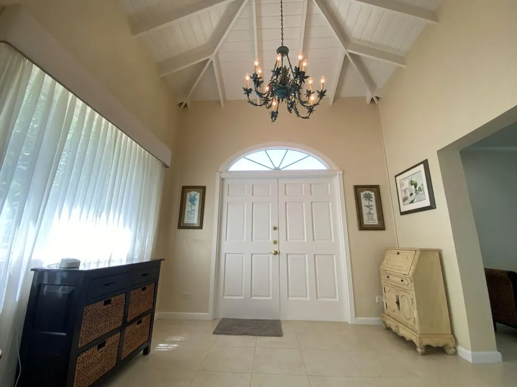 Eastern Road New Providence Paradise Island BS