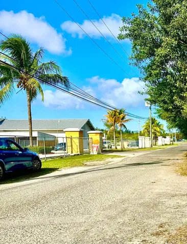 Tonique Williams-darling Parcel 5 -- 5.608 Acres New Providence Paradise Island BS