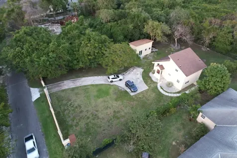 Blackbeard's Terrace 37 New Providence Paradise Island BS