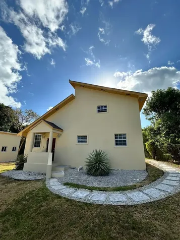 Blackbeard's Terrace 37 New Providence Paradise Island BS
