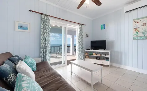 7 Wandering Shore Drive Eleuthera BS