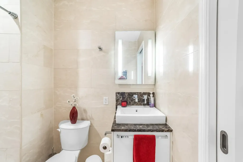 Suffolk Court Grand Bahama Freeport BS