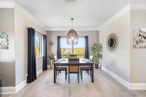 Suffolk Court Grand Bahama Freeport BS