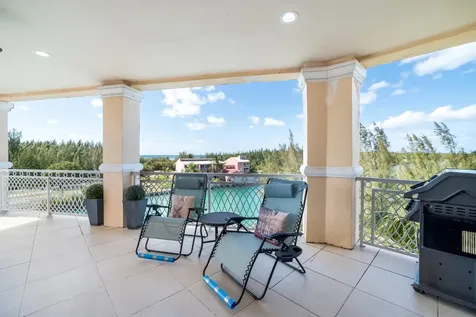 Suffolk Court Grand Bahama Freeport BS