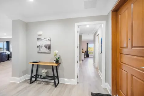 Suffolk Court Grand Bahama Freeport BS