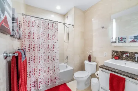 Suffolk Court Grand Bahama Freeport BS