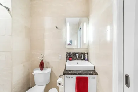 Suffolk Court Grand Bahama Freeport BS