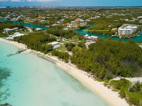Suffolk Court Grand Bahama Freeport BS