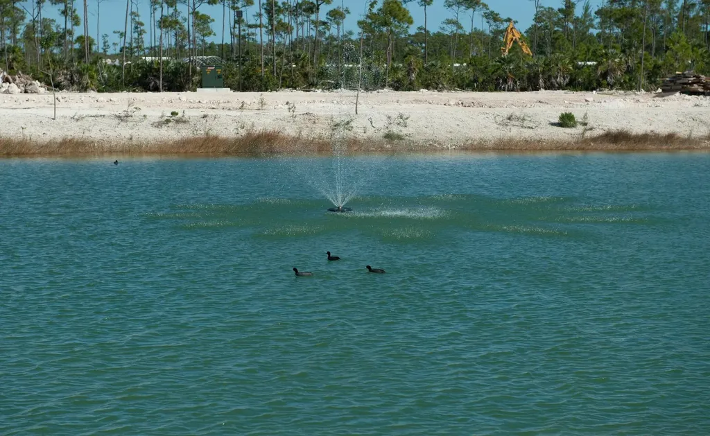Windsor Lakes New Providence Paradise Island BS