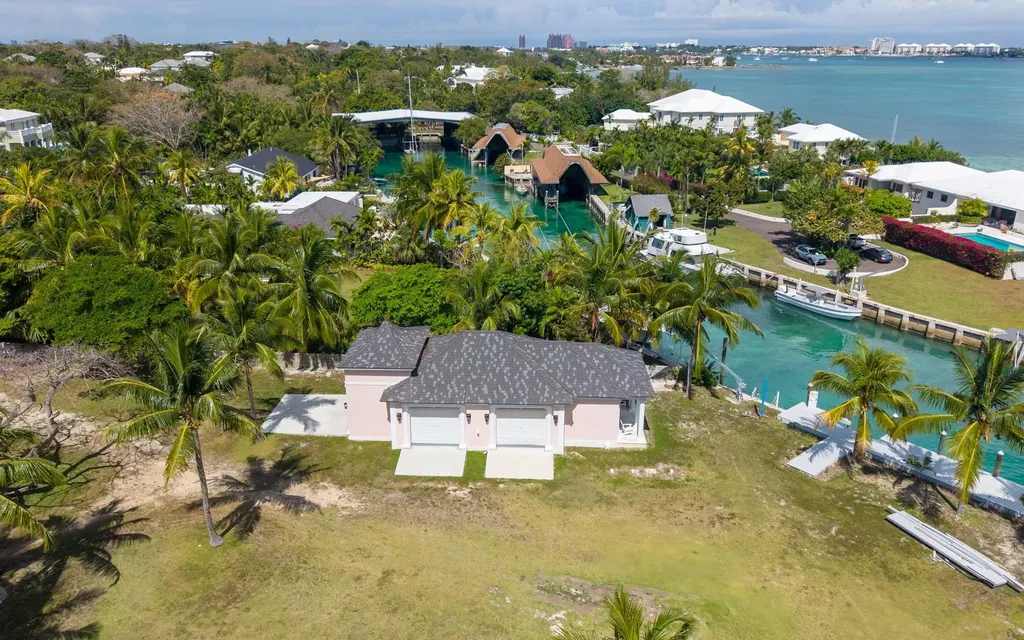Lot A, Coconut Point New Providence Paradise Island BS